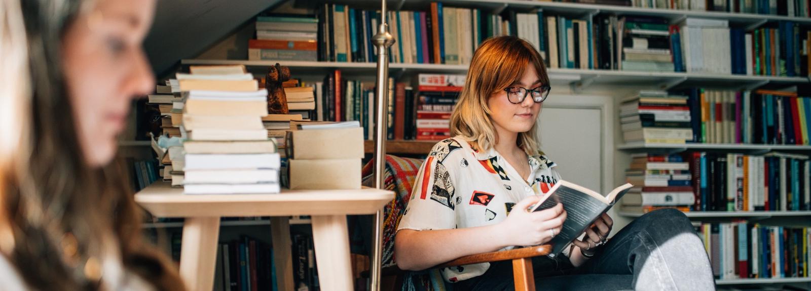 1600 x 575 Office Banner